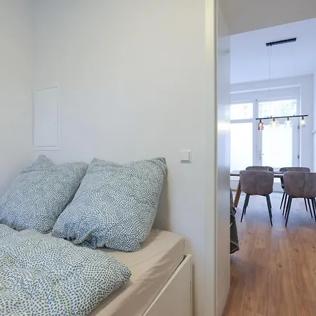 Neue 2-zi-apartment 15 Min Entfernung Zum Hbf Und Brandenburger Tor *