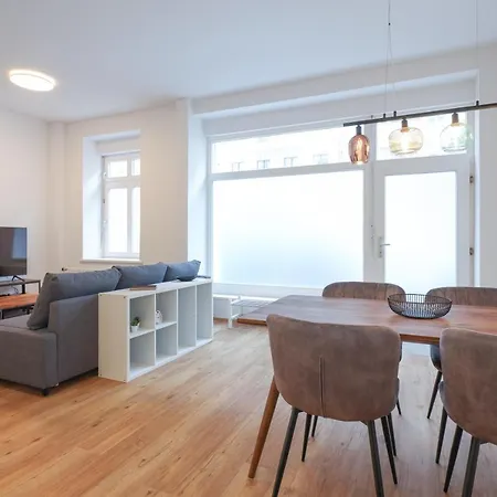 Appartement Neue 2-zi-apartment 15 Min Entfernung Zum Hbf Und Brandenburger Tor