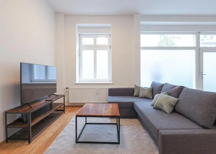 Neue 2-zi-apartment 15 Min Entfernung Zum Hbf Und Brandenburger Tor Apartamento Berlim