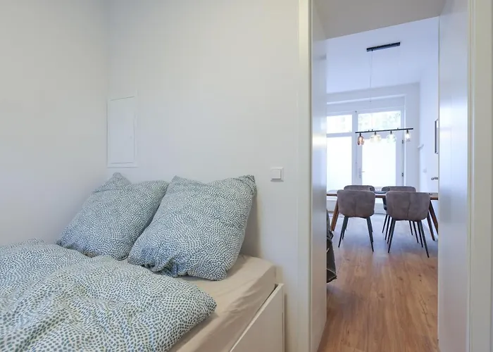 Neue 2-zi-apartment 15 Min Entfernung Zum Hbf Und Brandenburger Tor *